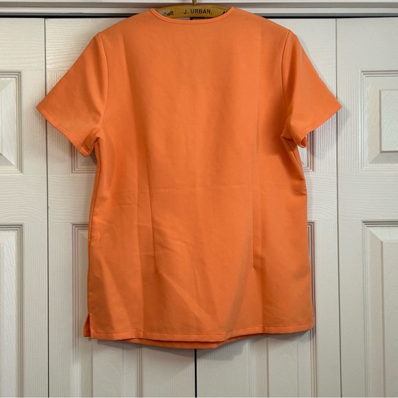 FIGS - Scrub SET- Papaya - Catarina Top (Small) - Dowa High Waisted (Small/Tall) - Picture 6 of 12